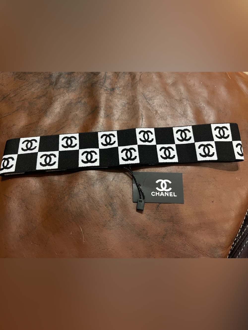 🖤 Double C Black White Checkered Letter Logo Stretch Headband